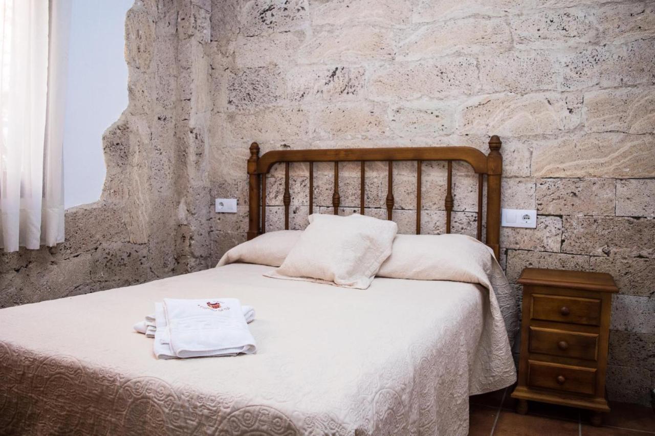 Apartamentos Capricho Del Valle 阿罗约弗里奥 外观 照片